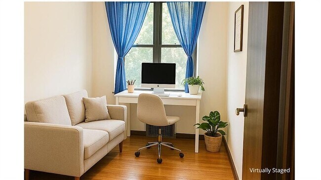 Photo - 1535 E 31st St