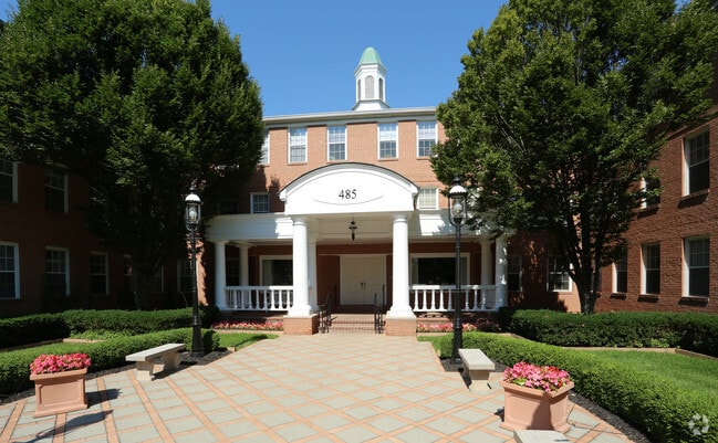 Photo - Parkview Arms