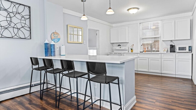 Photo - 206 N Dorset Ave Unit ID1309019P