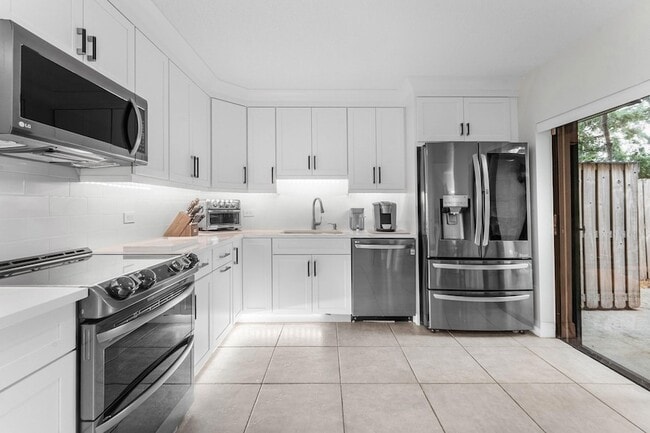 Photo - 1024 10th Ln