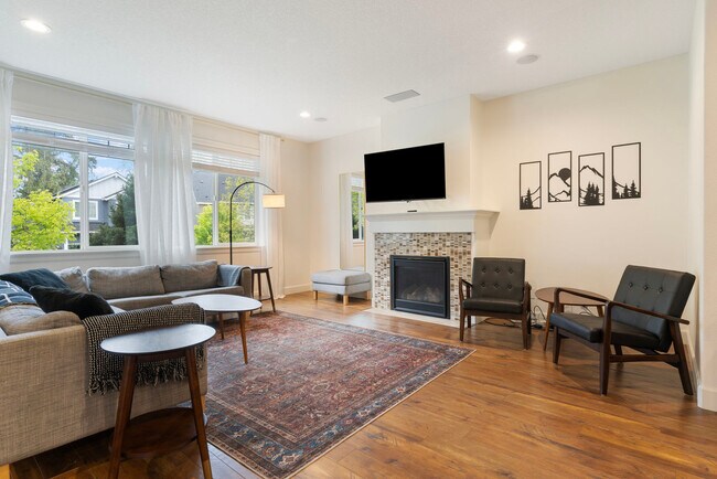 Photo - 3740 SE Willamette Ave Unit ID1018319P