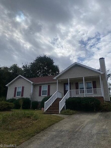 Photo - 1650 Hill Ct