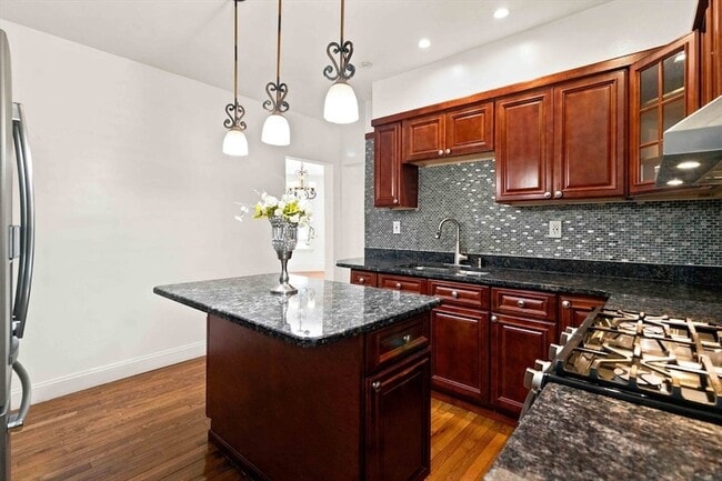 Photo - 15 Fairmount St Unit 2