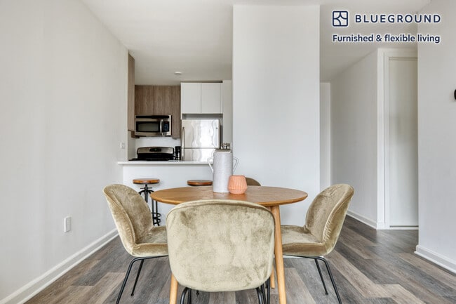 Photo - 520 W 43rd St Unit FL27-ID1068