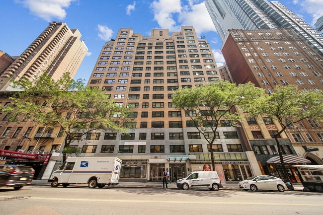 Building Photo - Park Towers South