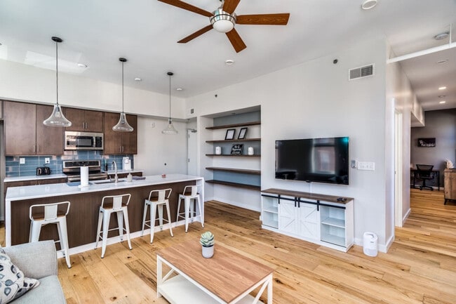 Photo - 35 E 13th St Unit ID1056142P