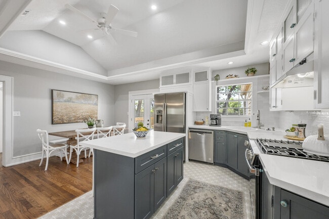 Photo - 728 Meadow Ln Unit ID1093291P