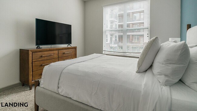 Photo - 1711 Caroline St Unit 306