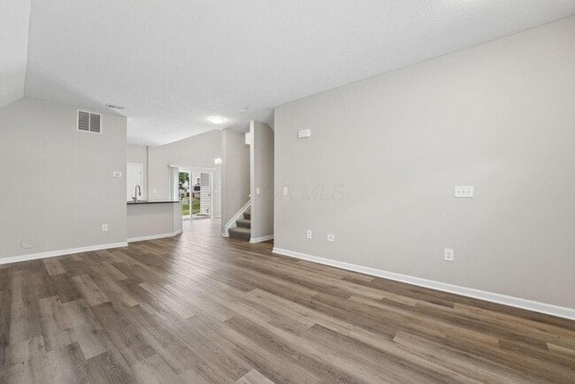 Photo - 2029 River Rock Way