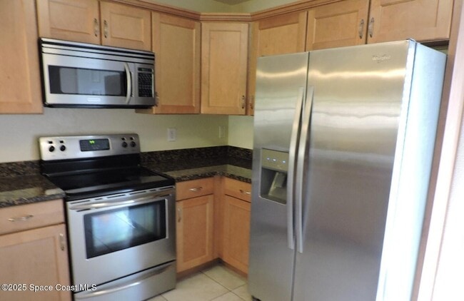 Photo - 765 Luminary Cir