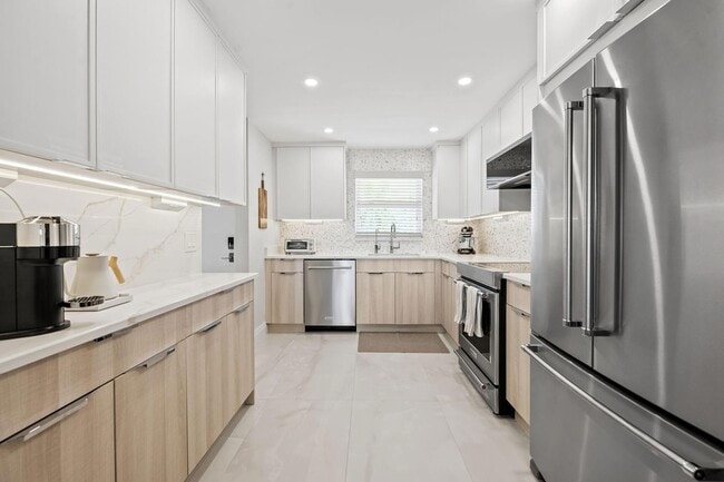 Photo - 511 Bayshore Dr Unit 603
