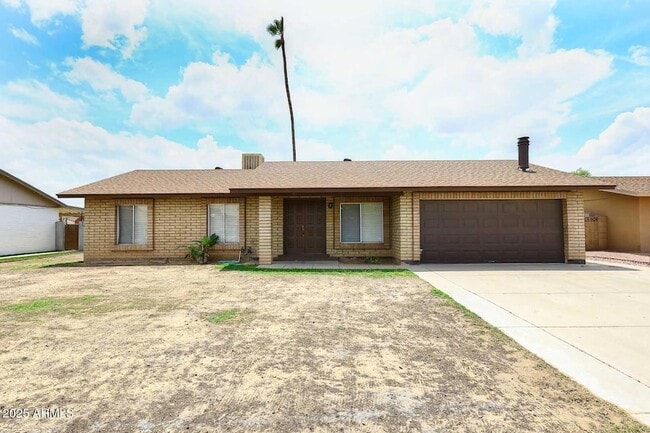 Photo - 617 E Calle Bolo Ln