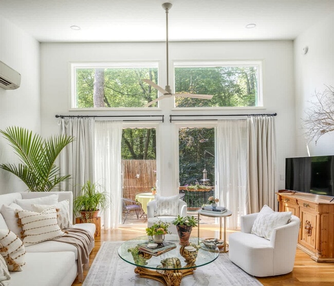 Building Photo - 125 Little Willow Cir Unit SI ID1597176P