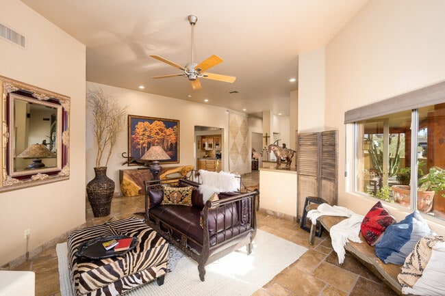 Building Photo - 45607 N 12th St Unit ID1255472P