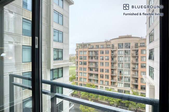 Photo - 3601 Fairfax Dr Unit FL7-ID526