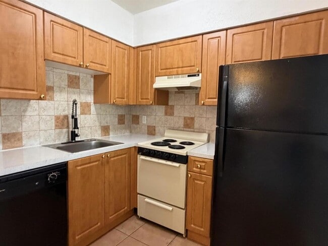 Photo - 2607 NE 8th Ave Unit 3