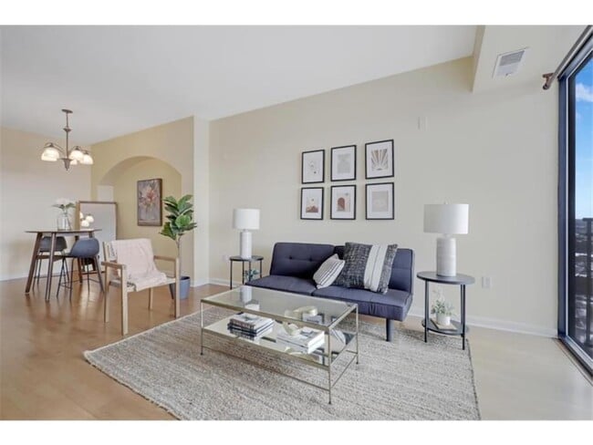 Photo - 500 E Grant St