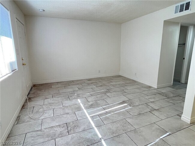 Photo - 212 Orland St Unit 28