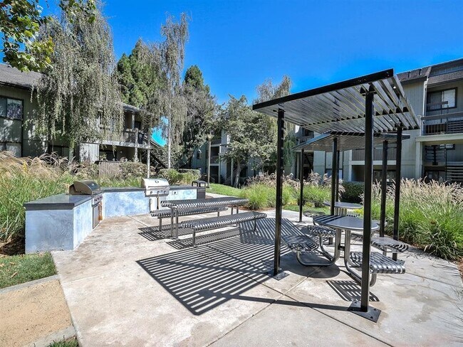 Photo - The Dutton Apartments