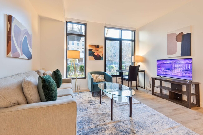 Photo - 60 Kilmarnock St Unit SI FL3-ID1039271P