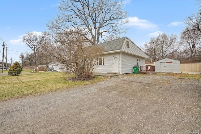 Photo - 2585 State Rte 55