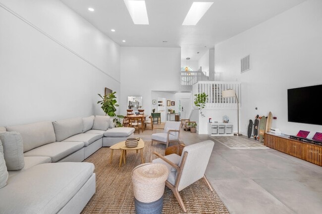 Photo - 4117 W Palm Aire Dr Unit 2