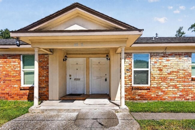 Photo - 6525 Renwick Dr Unit A