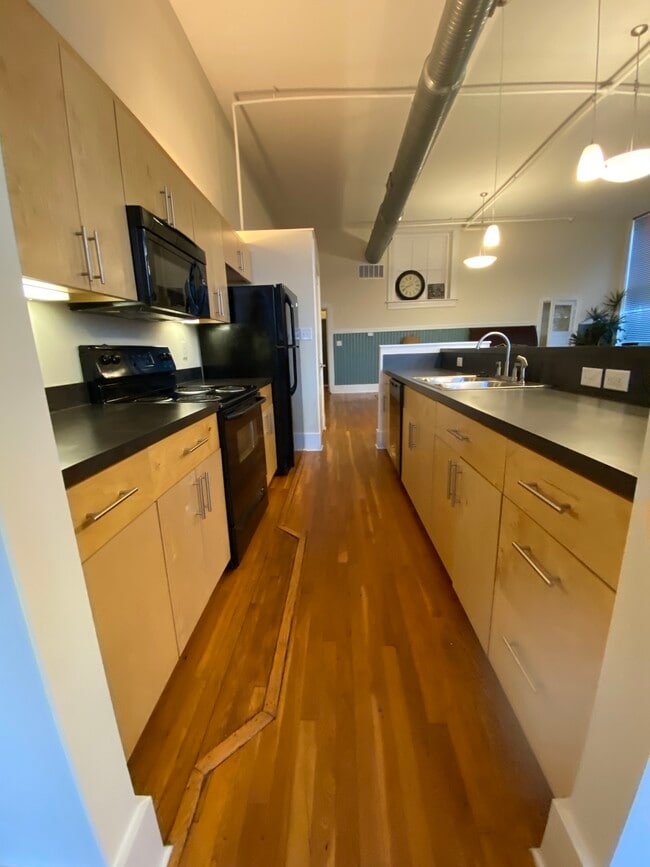 Photo - Odd Fellows Building