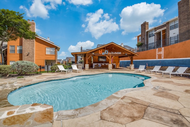 Photo - Hudson Apartments