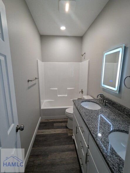 Photo - 275 Myrtle Ave