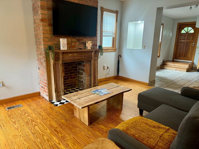 Photo - 1235 Highland St Unit SI ID1265655P
