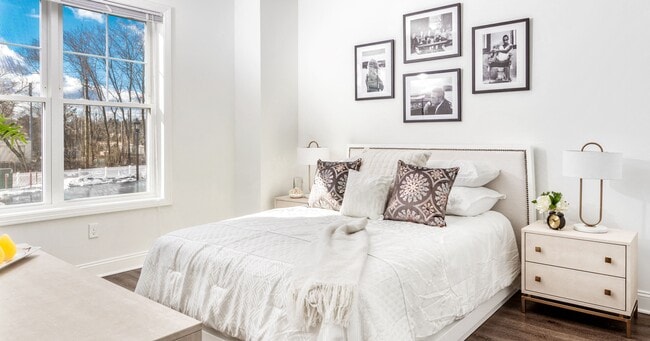 Photo - Star Deluxe Milford