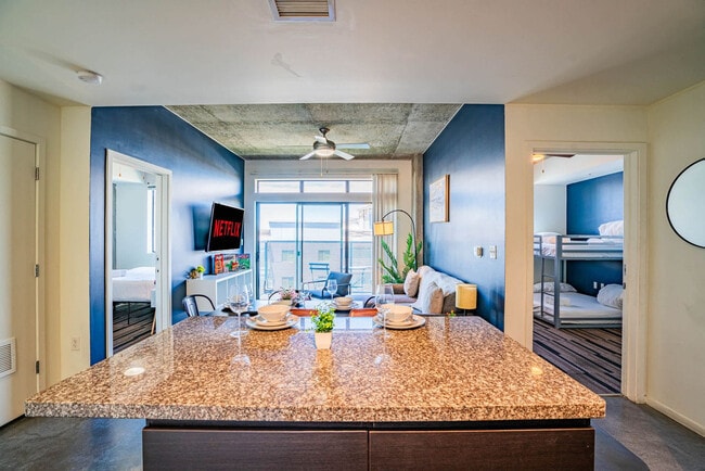 Photo - 333 E Roosevelt St Unit ID1263046P