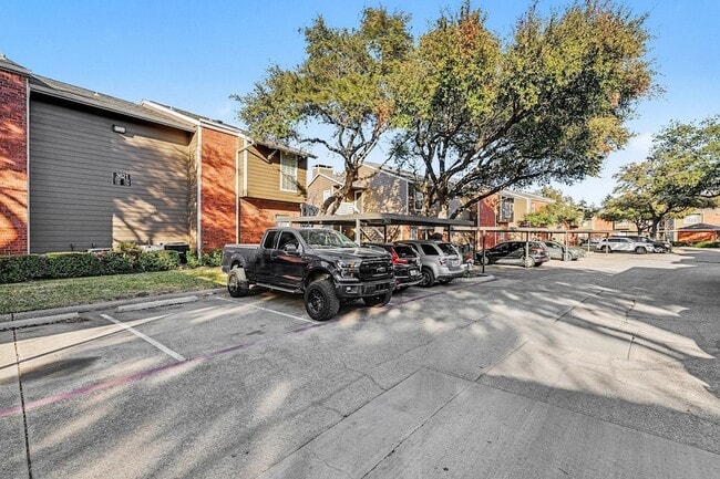 Building Photo - 3621 W Northgate Dr Unit 230