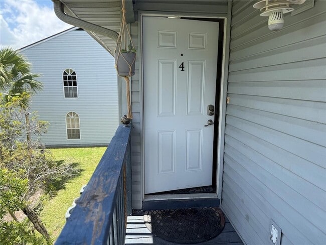 Photo - 313 Dirksen Dr Unit 4