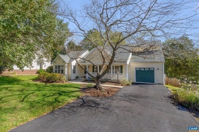 Photo - 1081 Wintergreen Ln