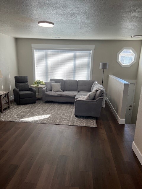 Photo - Twin Cedar Apartments -Furnished / Short Term