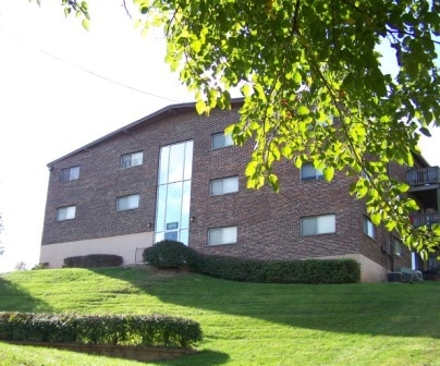 Photo - Oakbrook Gardens