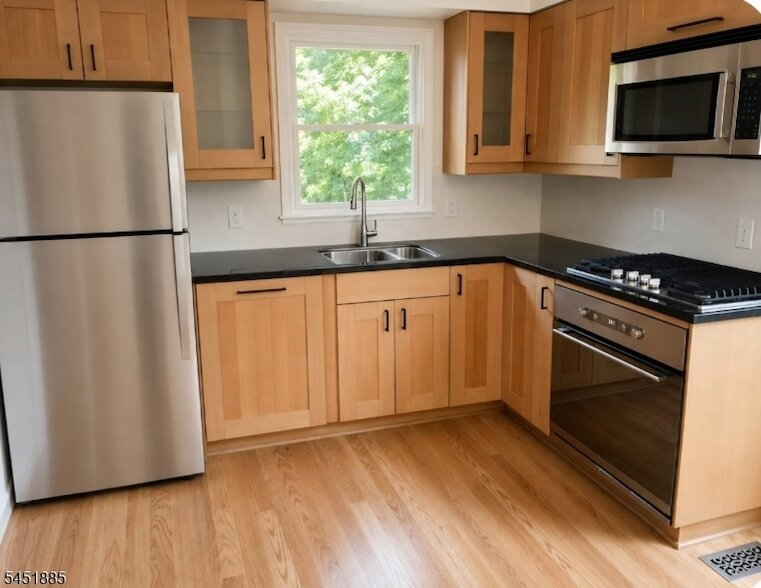 Photo - 155 Locust Ct