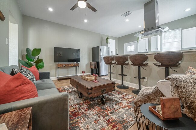 Photo - 2501 W North B St Unit FL2-ID1053140P