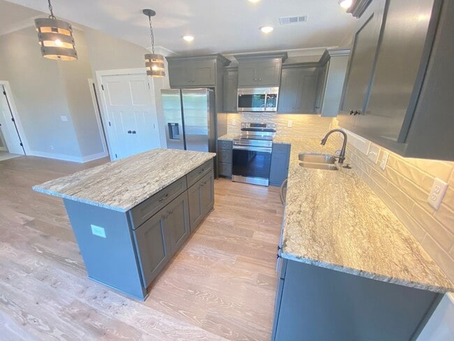 Photo - 1041 Jackston Mack Wy