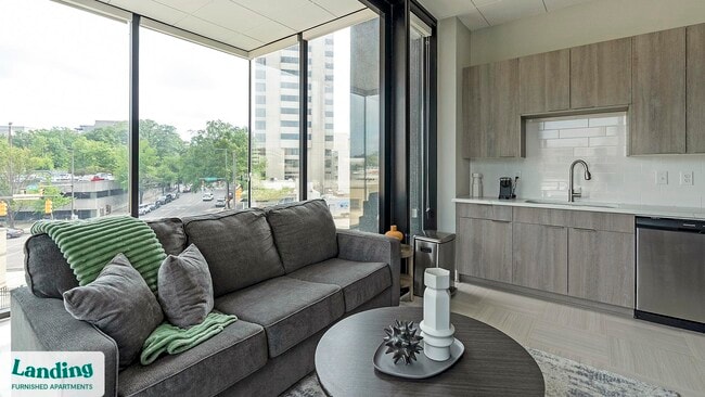 Photo - 600 19th St N Unit 205