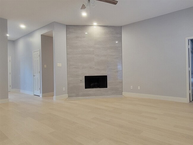 Photo - 424 Ambrose Dr