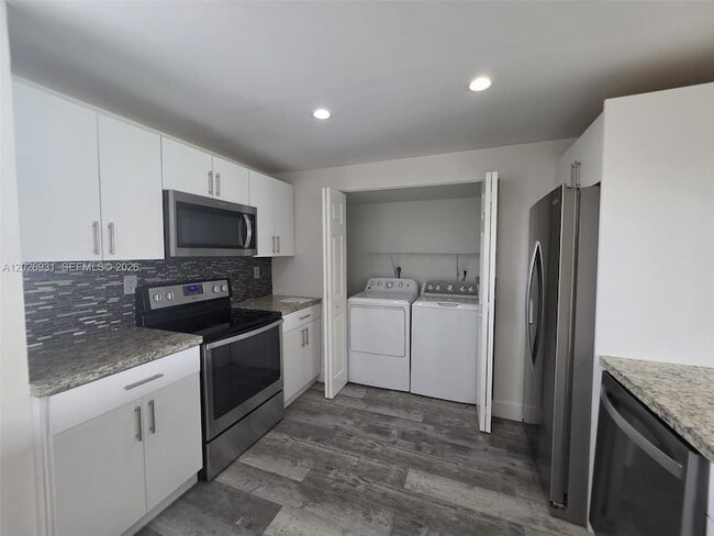 Photo - 10003 NW 9th St Cir Unit 2