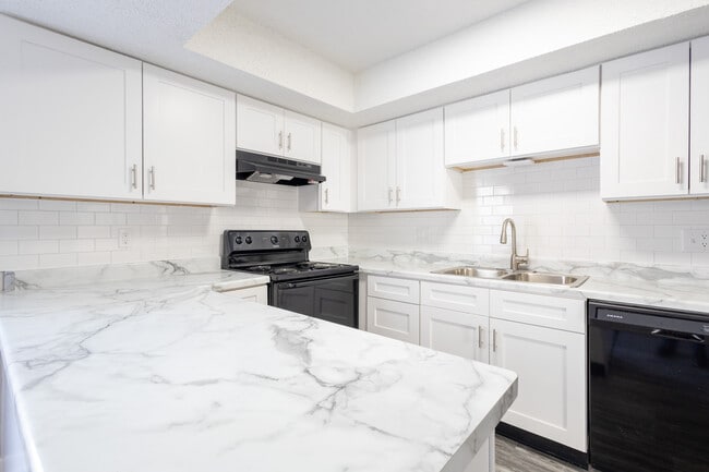 Photo - Country Lake Estates