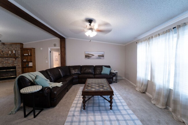 Building Photo - 2988 Lisa Dr Unit SI ID1563235P