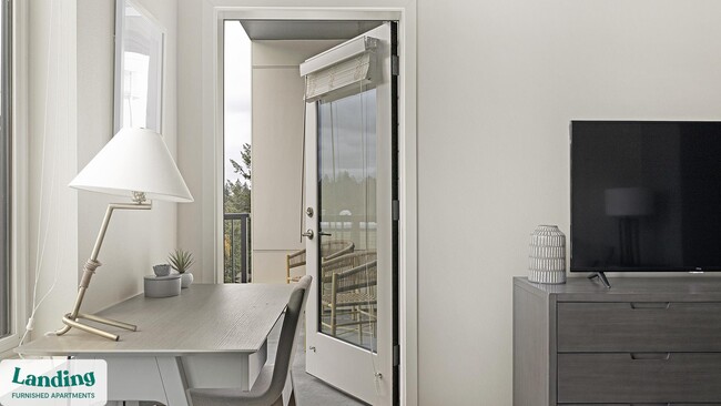 Photo - 3158 SW 12th Ave Unit 02-407.1403375