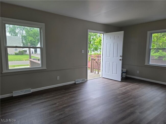 Photo - 859 E Avondale Ave