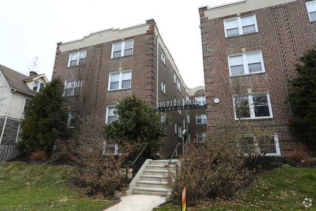 Photo - Brenton Hall/Hampden Manor Apartment Homes
