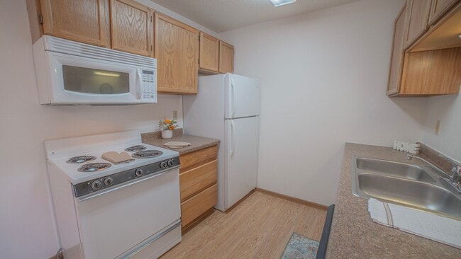 Photo - Evans Place 3